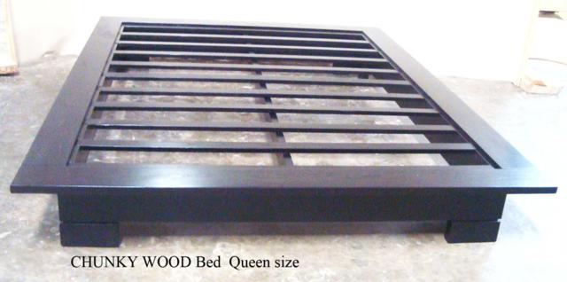 CHUNKY WOOD Bed